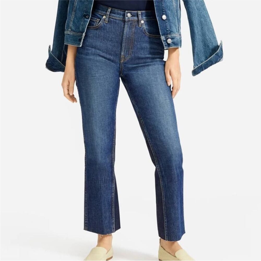 Everlane Cheeky Bootcut Jean Two Tone Denim Asymmetrical Hem Size 26 Crop